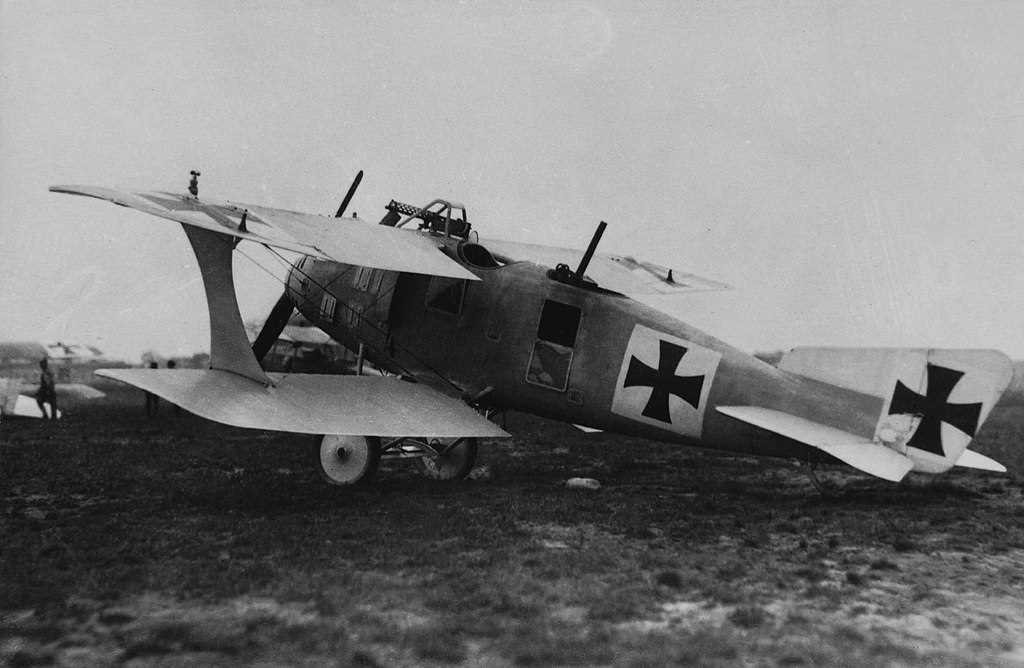 LFG Roland C.II با بدنه مونوکوک چوبی Wickelrumpf